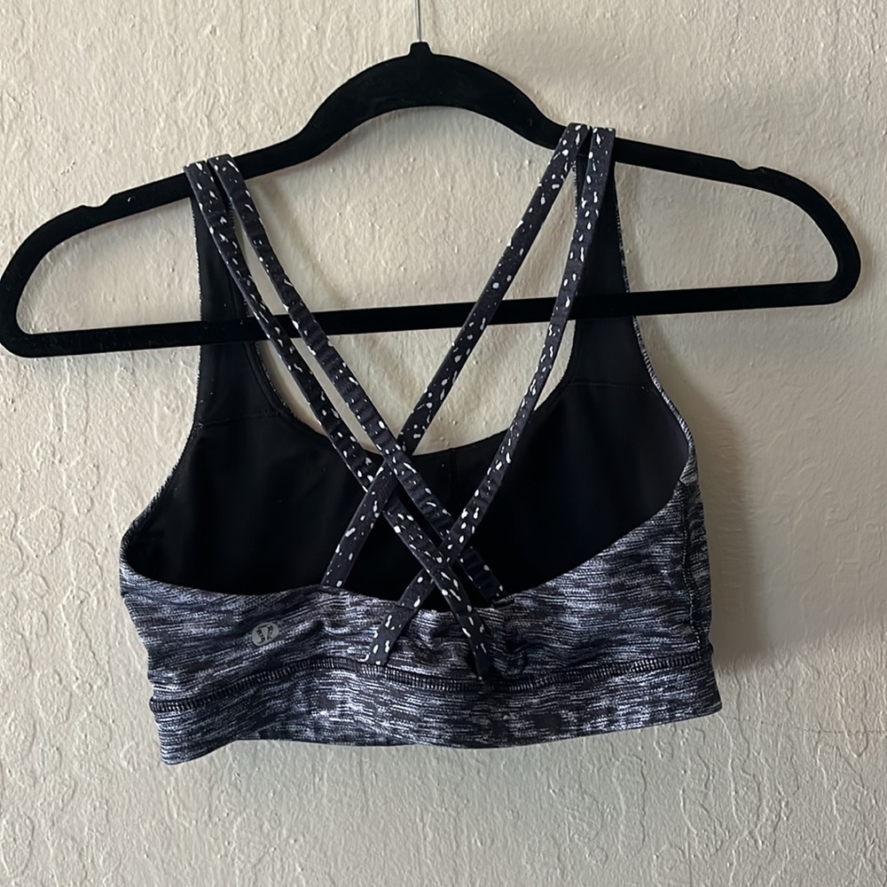 Lululemon athletic sports bra